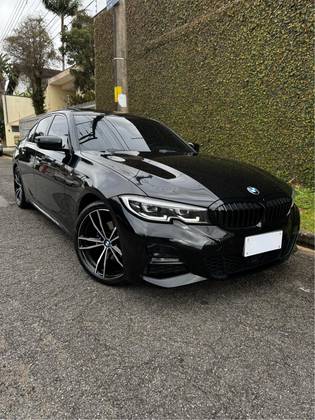 BMW 320i 2.0 16V TURBO FLEX M SPORT AUTOMÁTICO BMW 320i 2.0 16V TURBO FLEX M SPORT AUTOMÁTICO